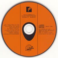 11-ZMCX-104 disc1.jpg